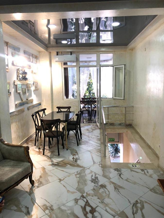 Hotel Dolphin باتومي المظهر الخارجي الصورة