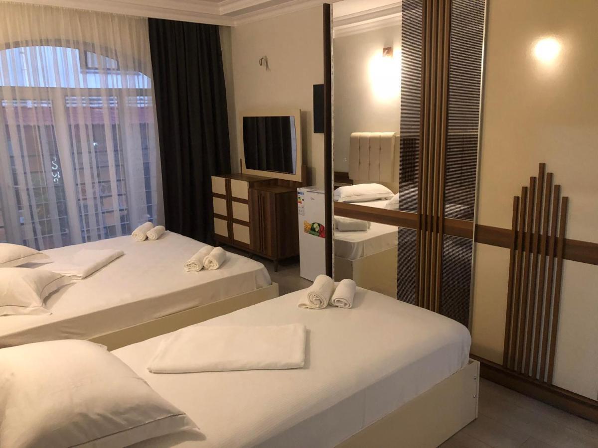 Hotel Dolphin باتومي المظهر الخارجي الصورة