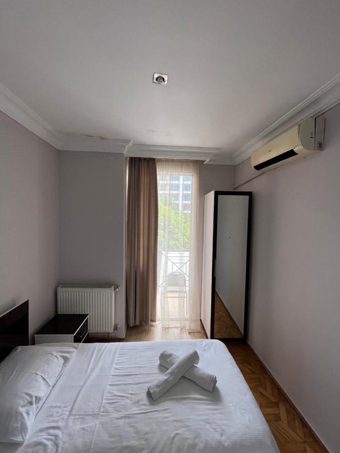 Hotel Dolphin باتومي المظهر الخارجي الصورة